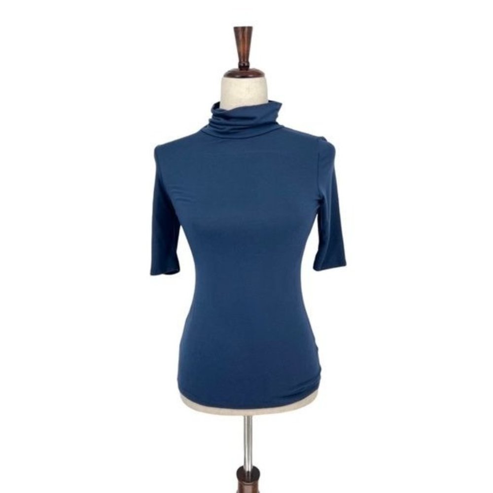 Wantable Turtleneck 3/4 Sleeve Top | Extra Small